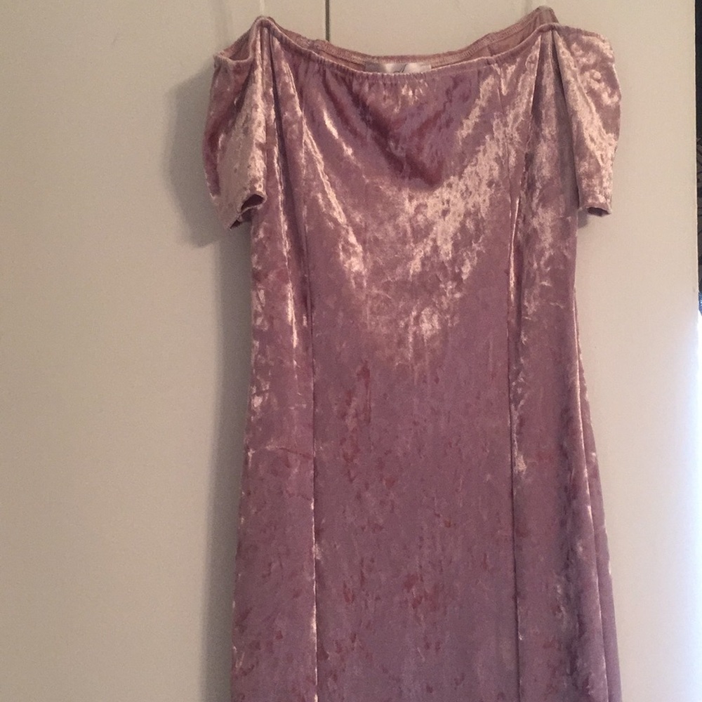 Super soft pink dress brand new 💓